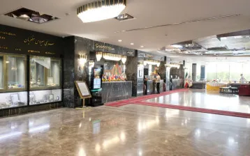 Tehran-Laleh-13