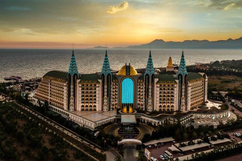 دلفین ایمپریال Delphin Imperial